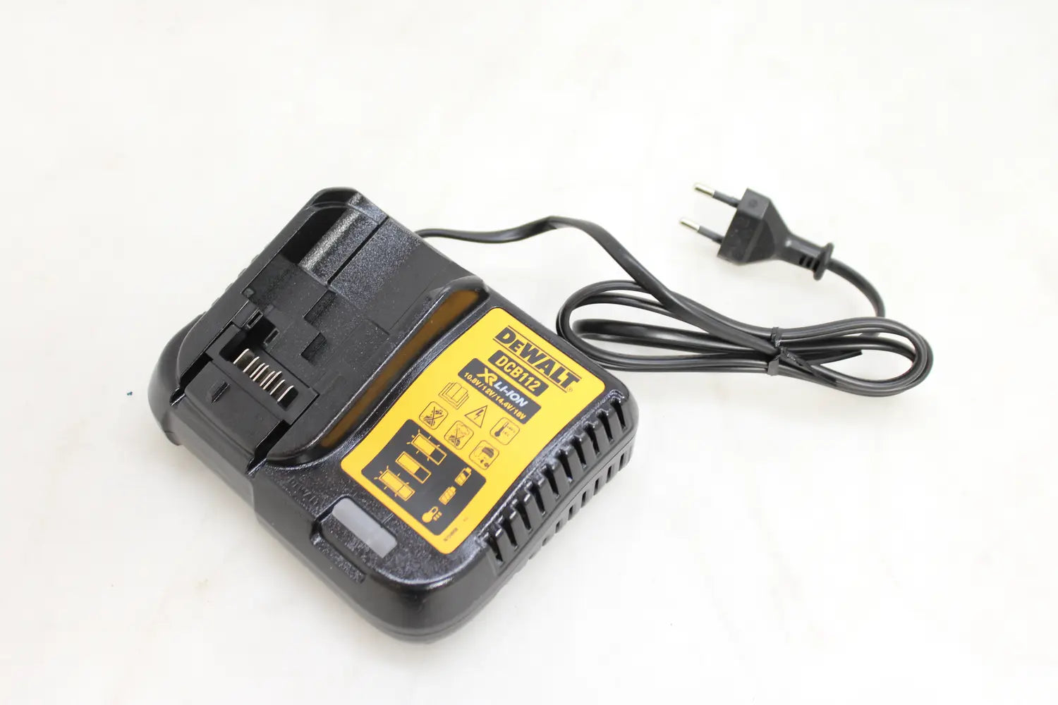 B-Ware De Walt Ladegerät Akkulader Xr Li Ion Akku Dcb 112 Für 10.8 14.4 18 V Batterien