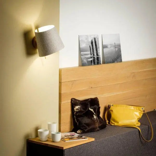 B-Ware Domus Licht Wandleuchte Wandlampe Muun Filzleuchte Eiche Wollfilz Drehbar
