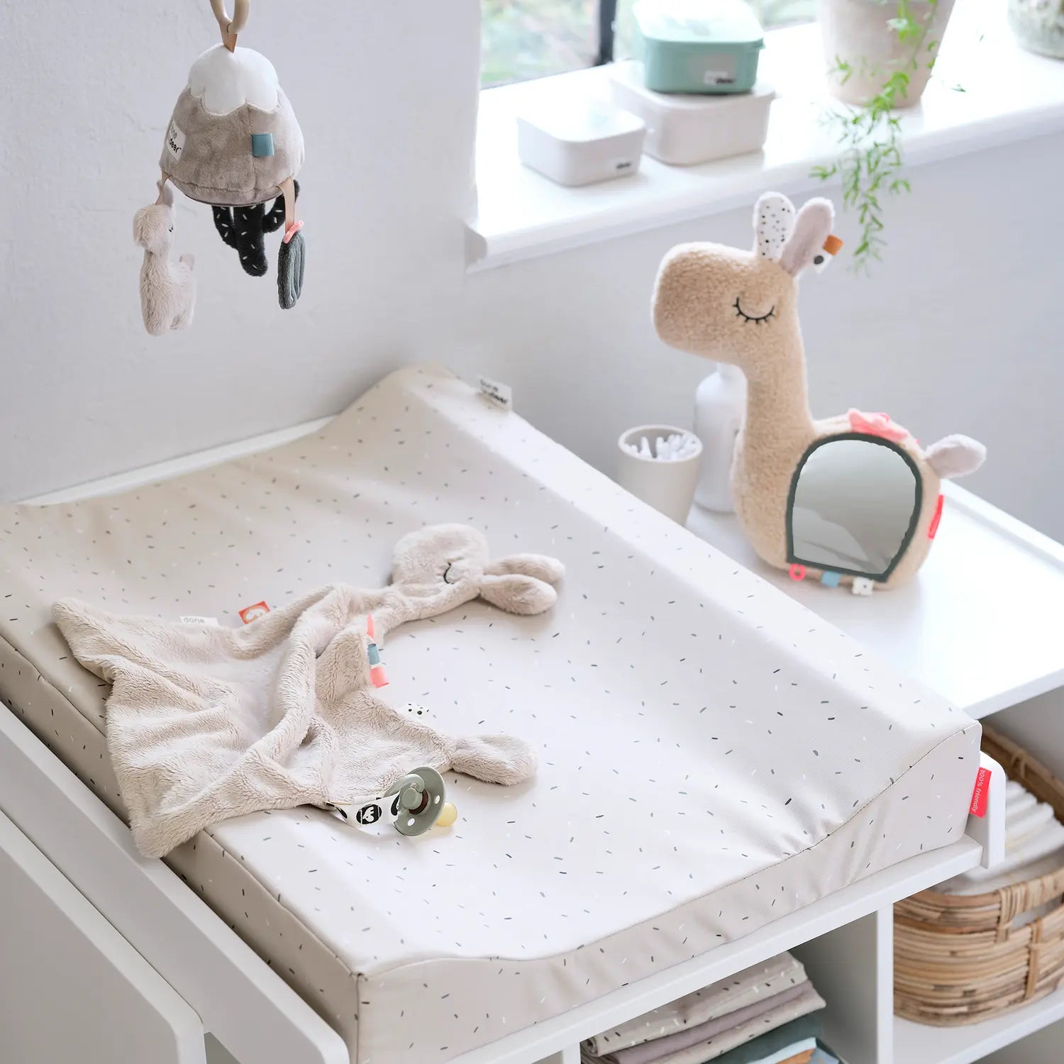 B-Ware Done By Deer Spiel Spiegel Boden Spiegel Baby Lalee Sensorisches Spielzeug Sand