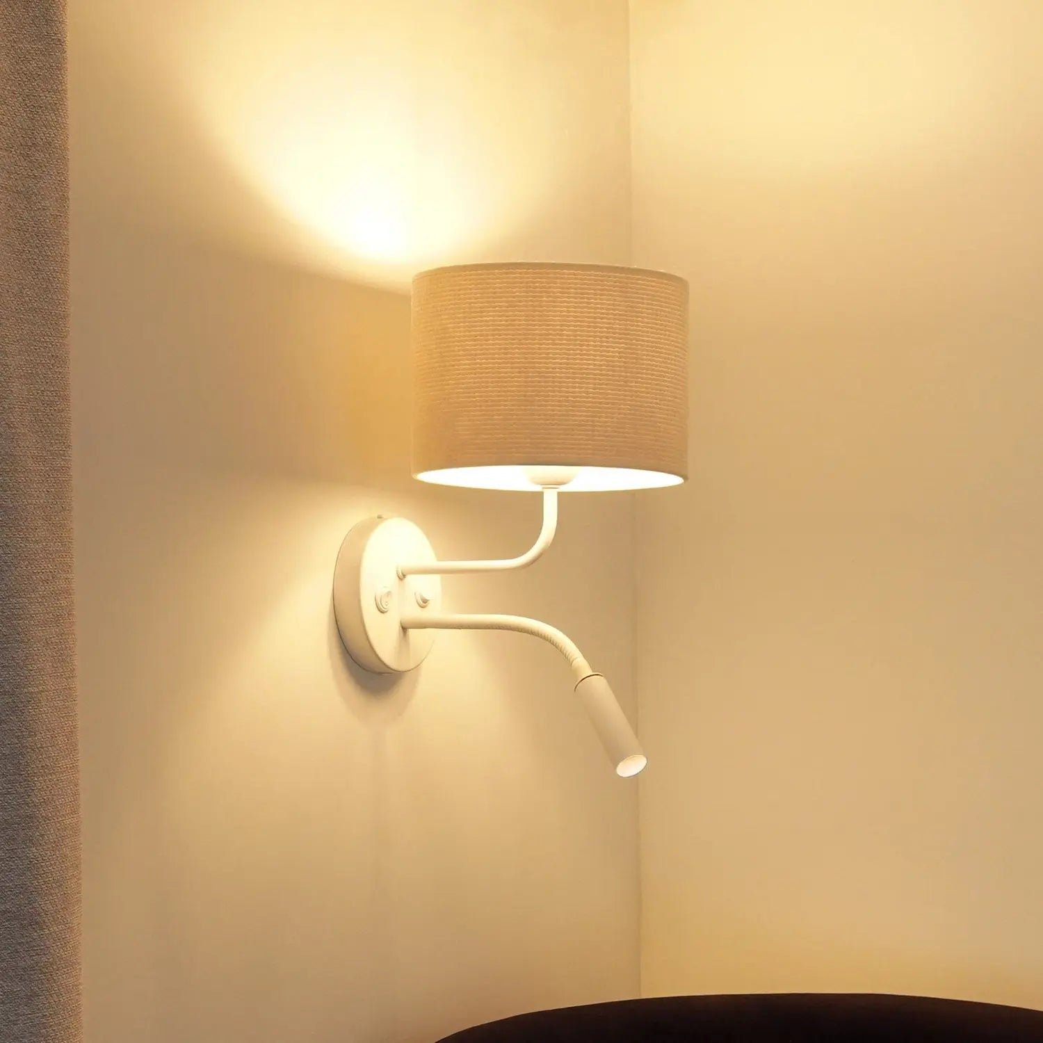 B-Ware Duolla Wandleuchte Wandlampe Roller Leselicht Cord Metall Weiß Schalter Europa