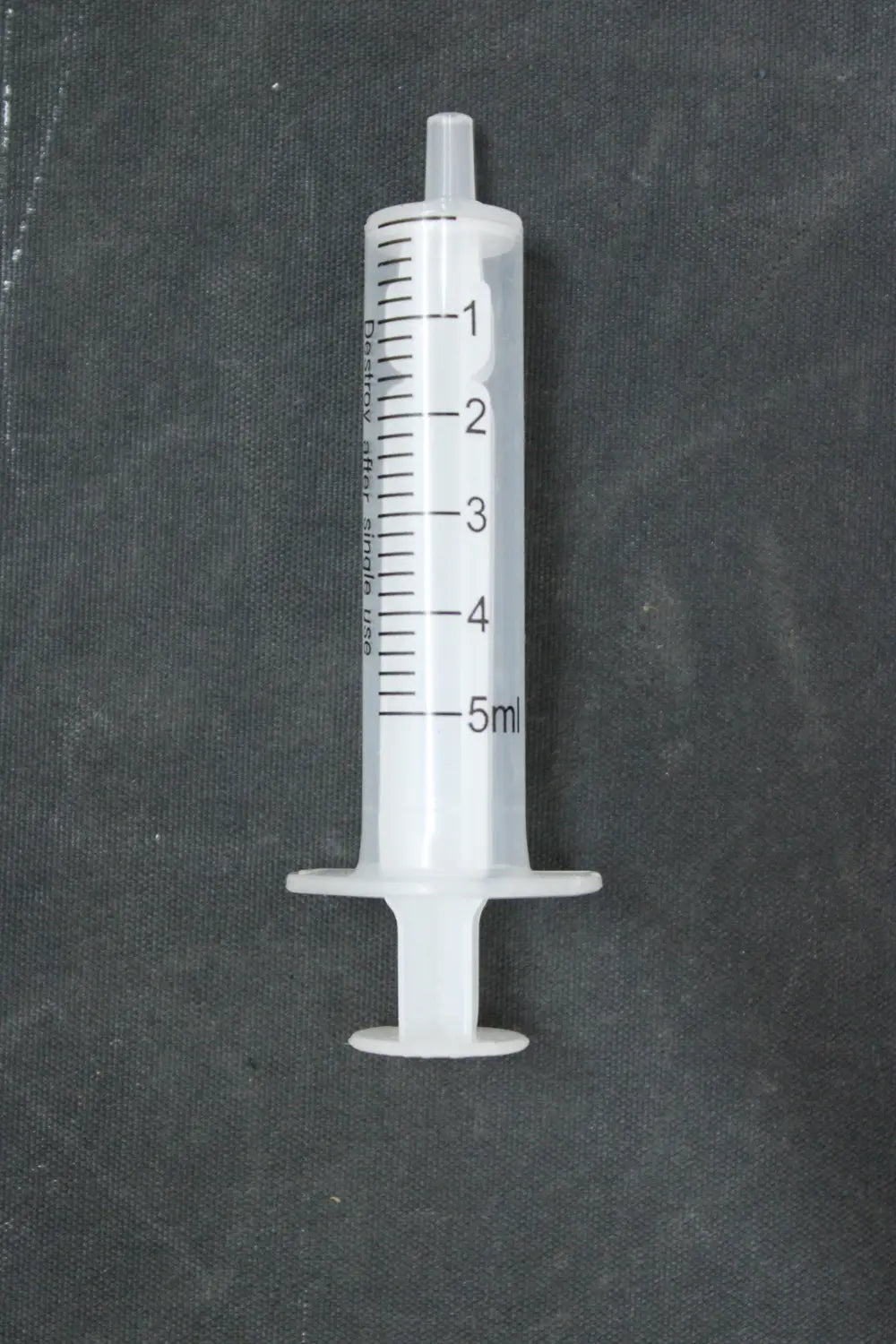 B-Ware Einmalspritze Spritze Injektionsspritze 5 Ml Steril Gut Ablesbar 100 Stück