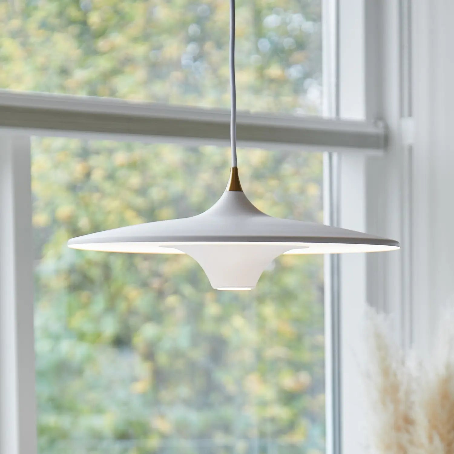 B-Ware Loom Design Hängeleuchte Pendelleuchte Led Lampe Moja Aluminium Messing Weiß