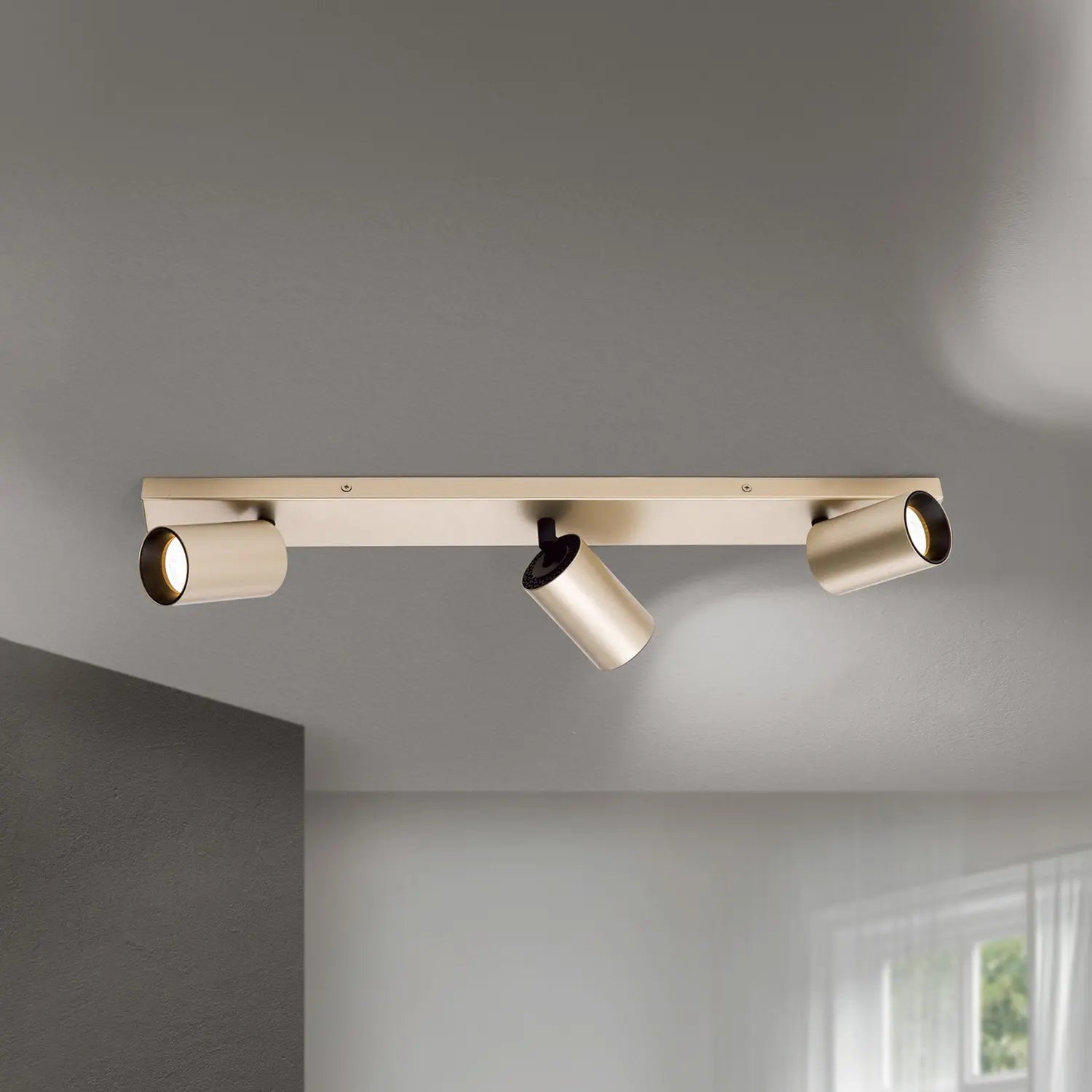 B-Ware Orion Strahler Sean Deckenleuchte Lampe 3 Flg Goldfarben Metall Schwenkbar